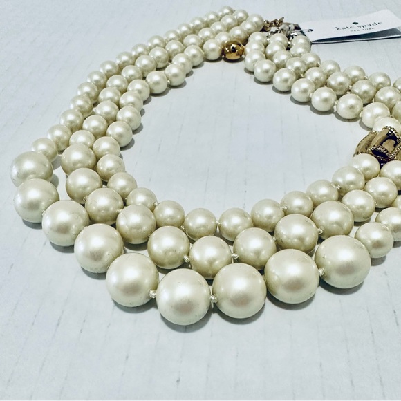 KATE SPADE PEARL GOLD BOW NECKLACE - Picture 5 of 5